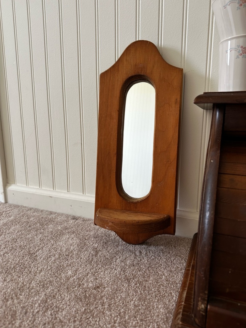 Vintage Wooden Wall Shelf with Oval Mirror - Sconce - Picture 2 of 2